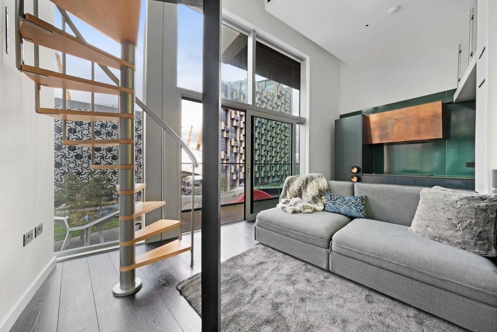 Property photo 1 of 14 Upper Riverside, 2, 402 Reshoot-11.Jpg