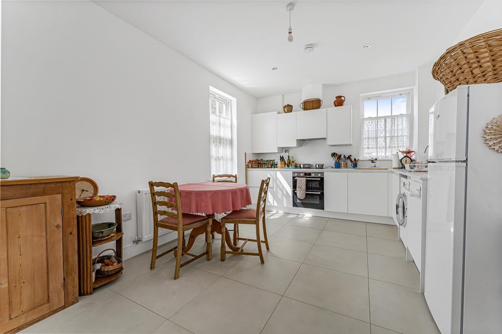 Property photo 2 of 9 2 Rose Drive-13.Jpg