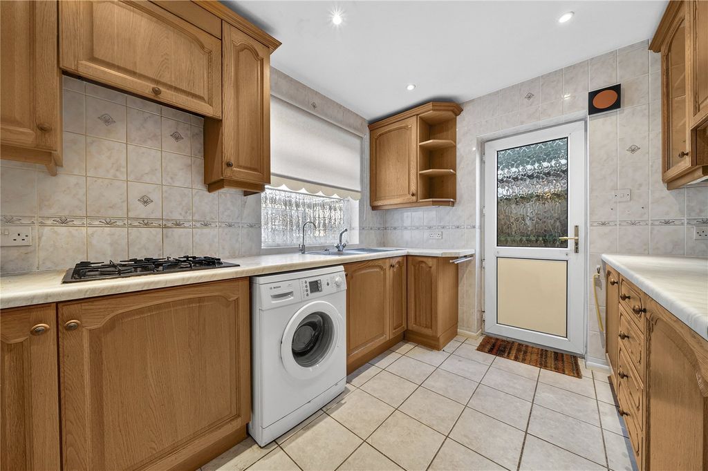 Property photo 3 of 22 Picture No. 25