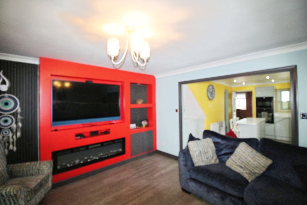 Property photo 2 of 12 8Edefdd2-Img_4273.Jpg