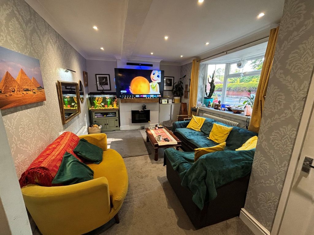 Property photo 2 of 46