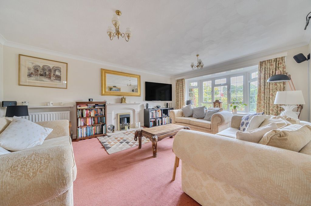 Property photo 2 of 16