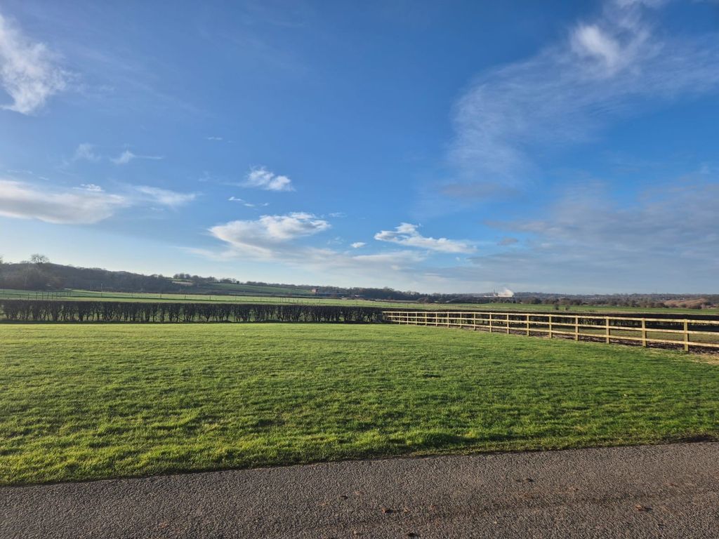 Property photo 2 of 17 View