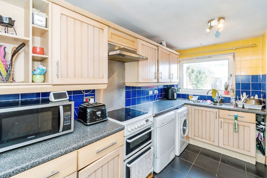 Property photo 2 of 13 Pbox-Img.Jpg