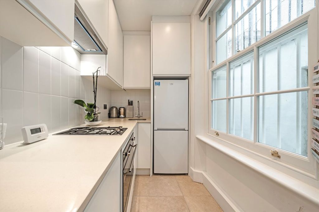 Property photo 3 of 4