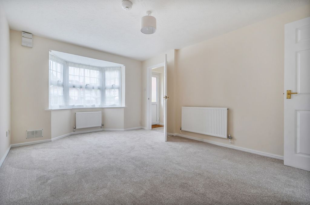 Property photo 2 of 23 2 - 1442611-2-69De24F...