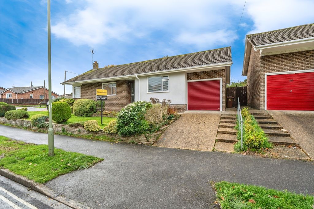 Property photo 1 of 18 Photo