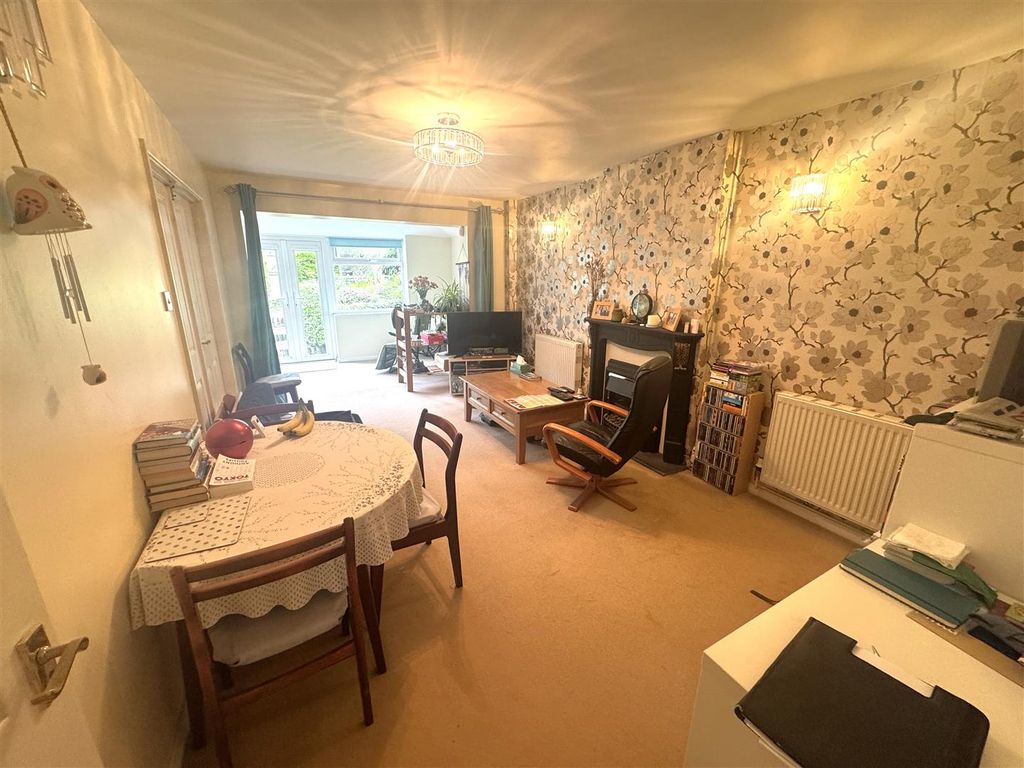 Property photo 3 of 14