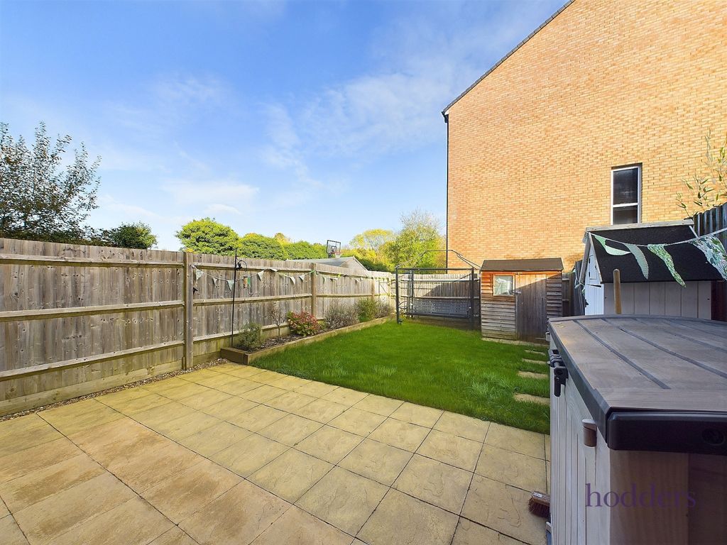 Property photo 3 of 25 Picture No. 12