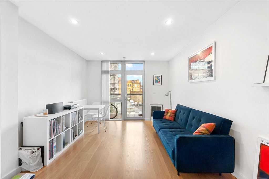 Property photo 3 of 16 Picture No. 09