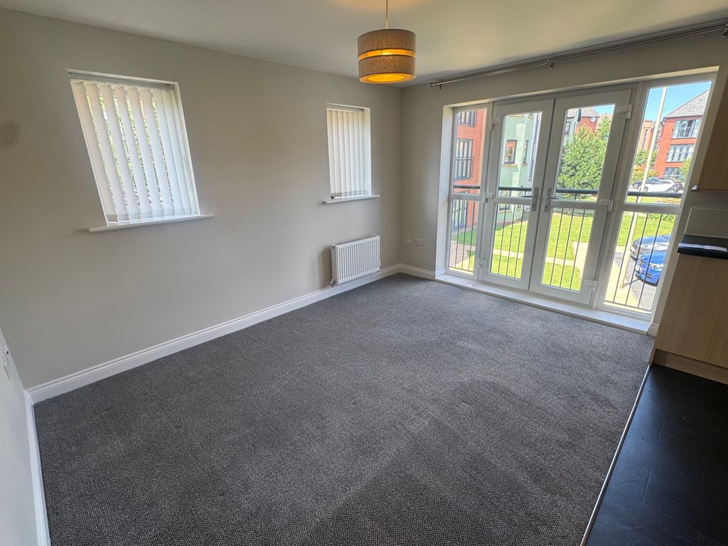 Property photo 3 of 6