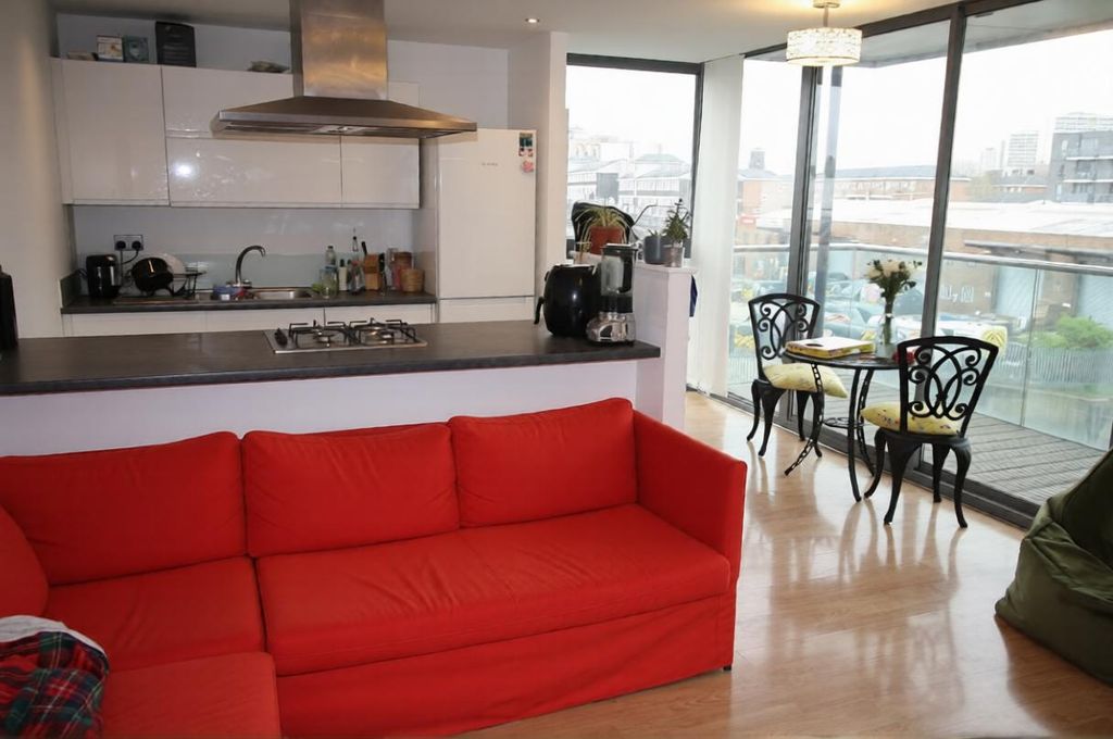 Property photo 2 of 11