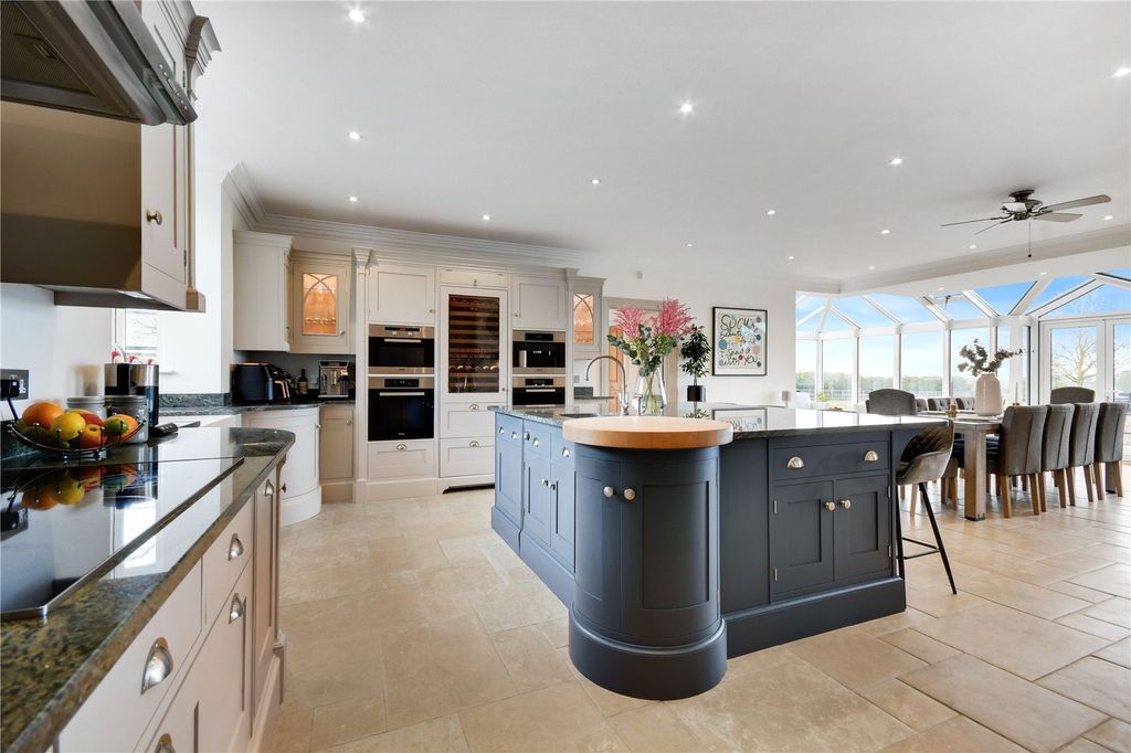 Property photo 2 of 24 Open Plan Kitchen