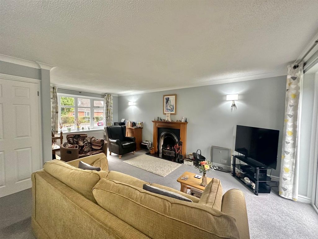 Property photo 3 of 34 Img_4361.Jpeg