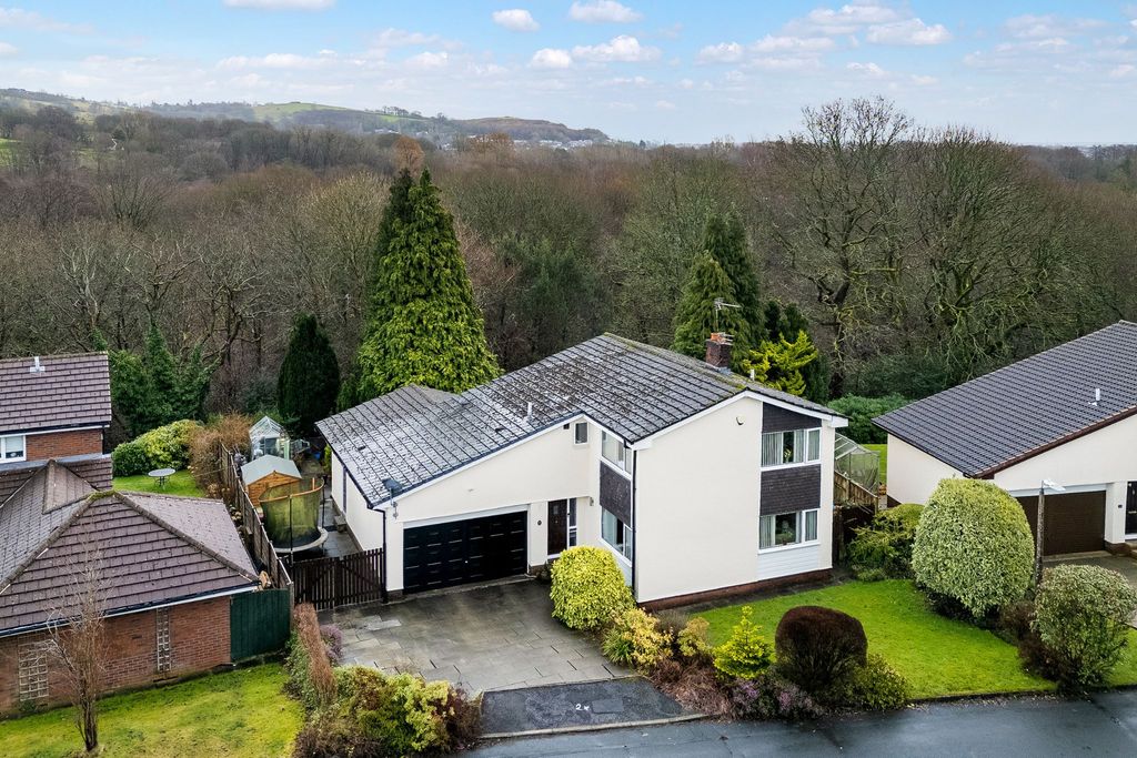 Property photo 1 of 40 Photograph 1