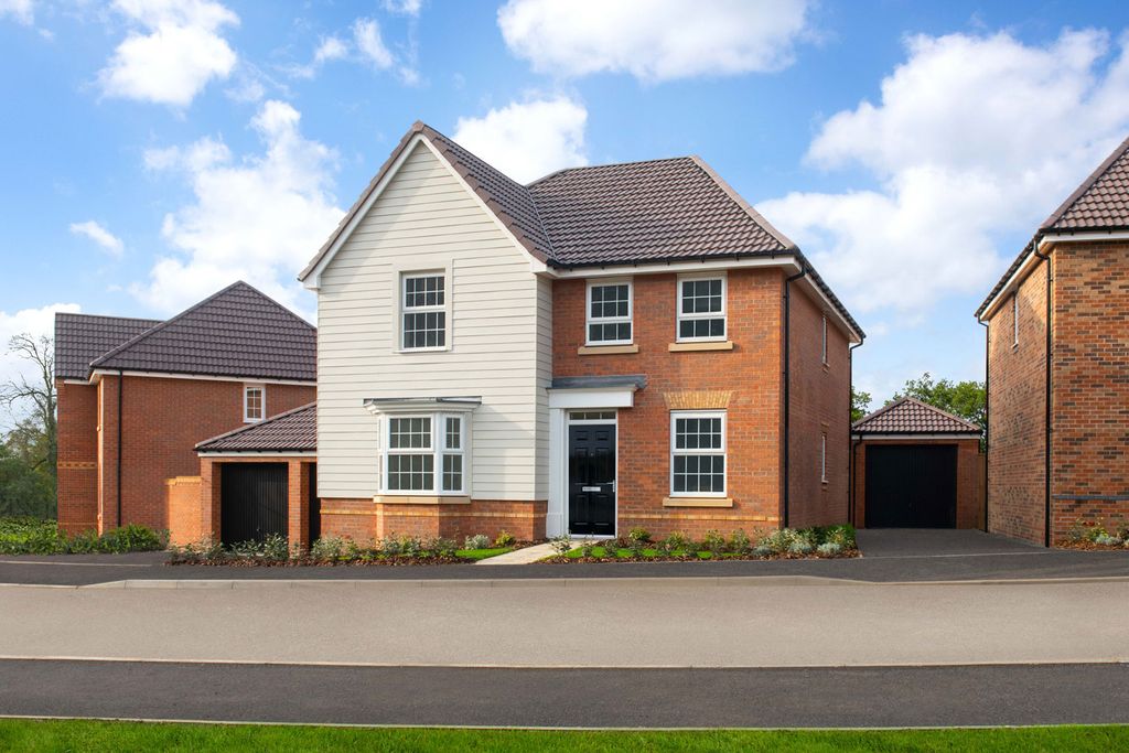 Property photo 1 of 10 Old Mill Farm Street Scene