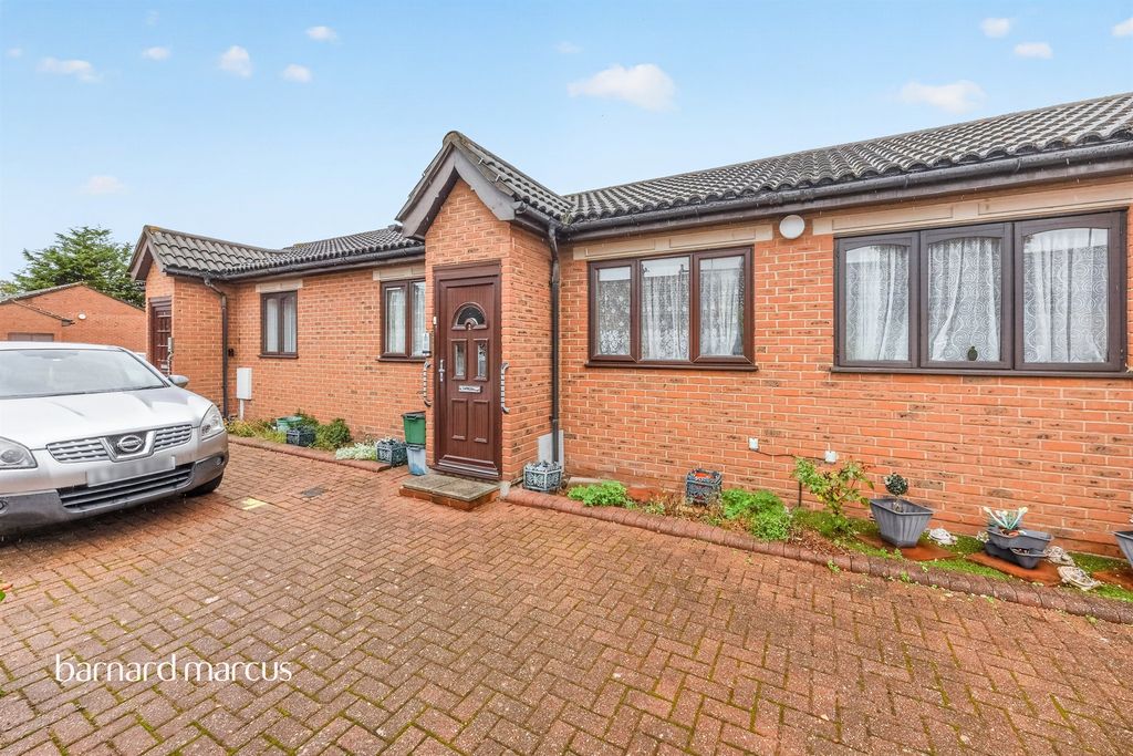 Property photo 1 of 22
