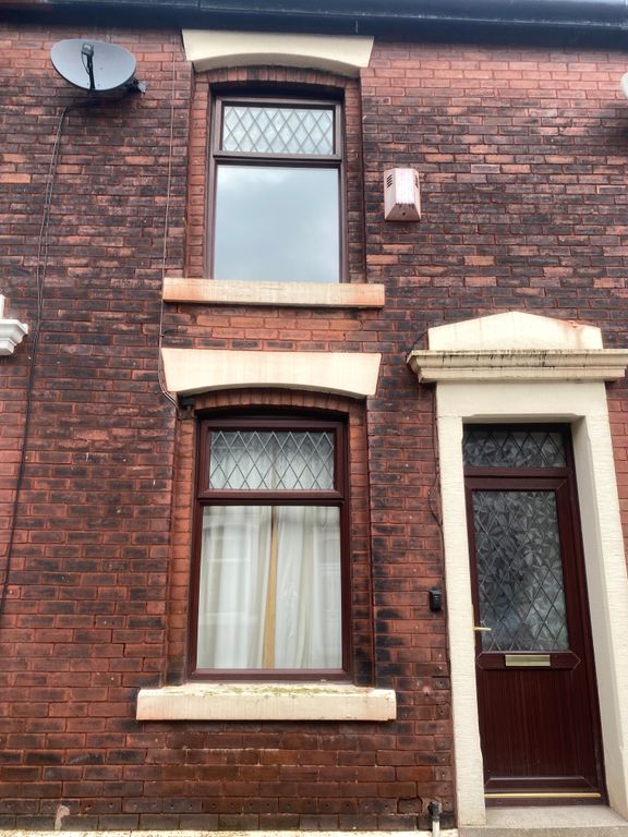 Property photo 1 of 4