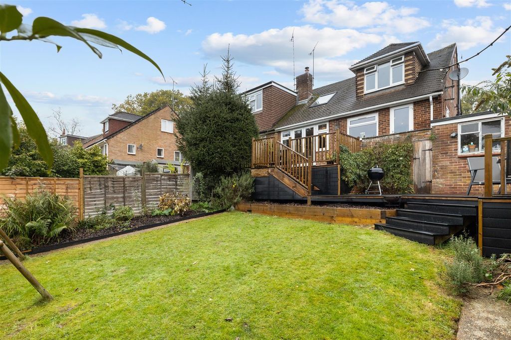 Property photo 3 of 26