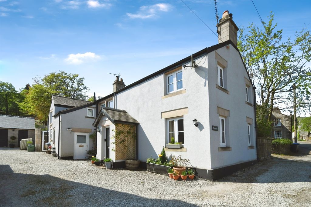 Property photo 1 of 30