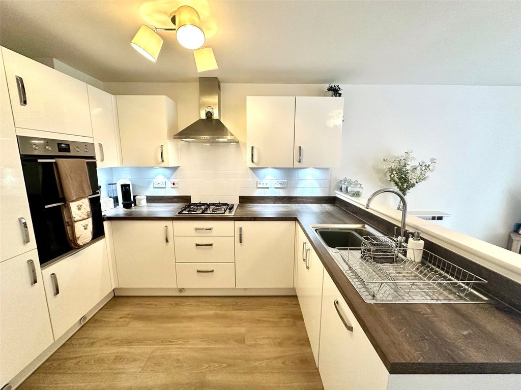 Property photo 3 of 14 Picture No. 09