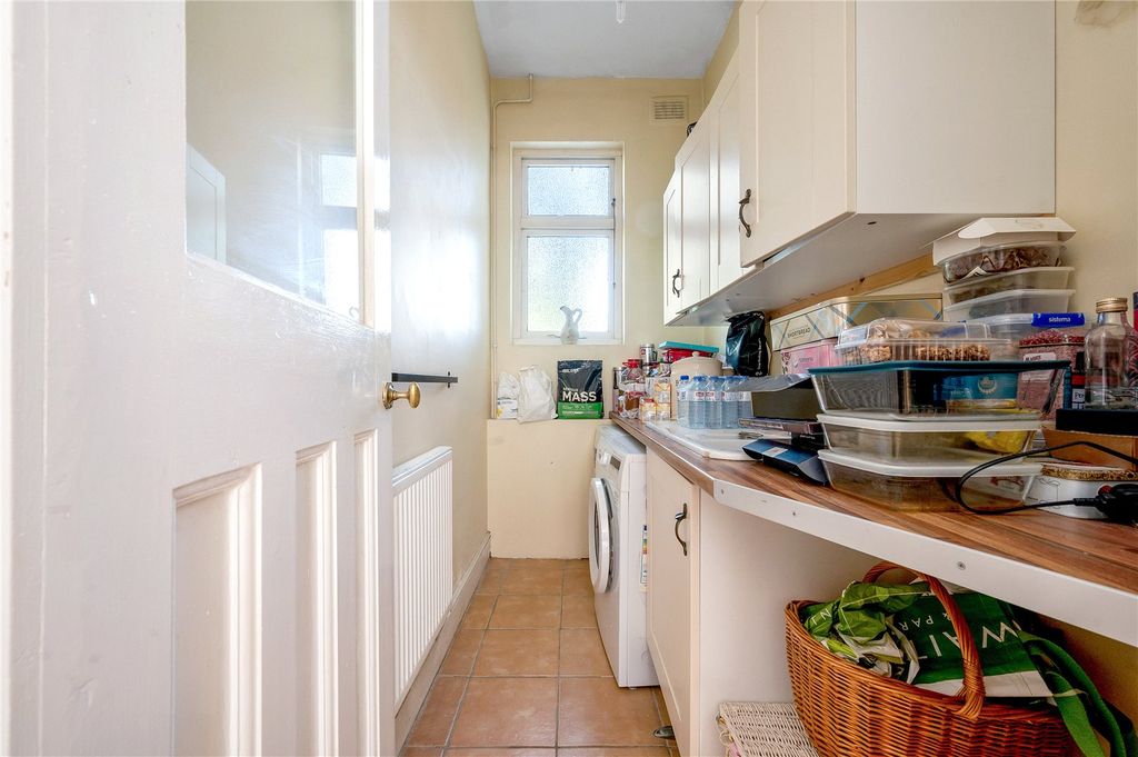 Additional image 43 of 6 bed detached house for saleToller Road, Stoneygate, Leicester LE2