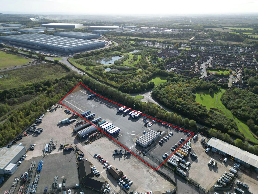 Property photo 1 of 2 Dji_0744 Incl Boundary  Bardon.Jpg