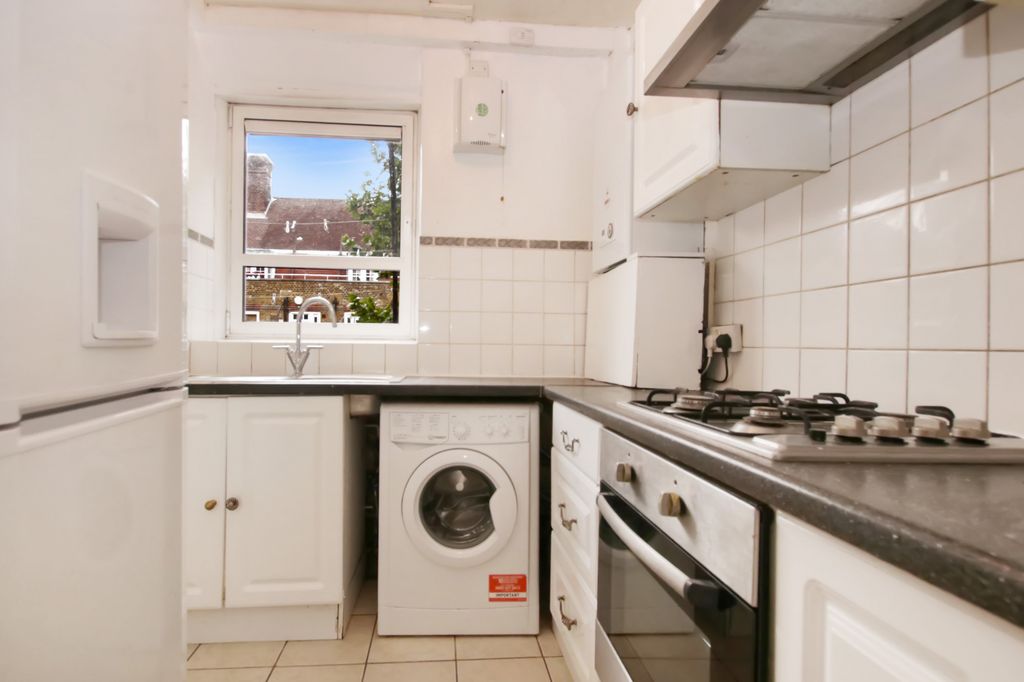 Property photo 3 of 7