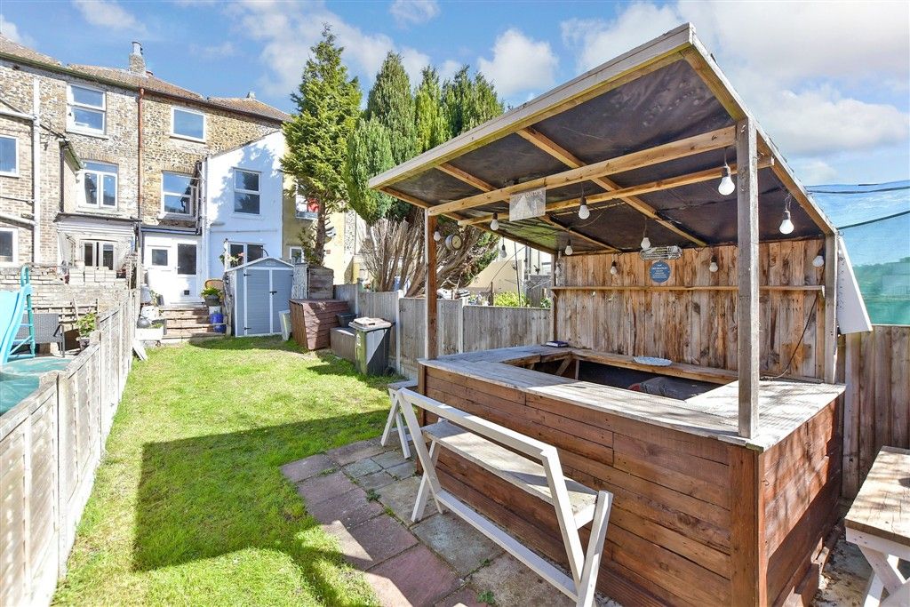 Property photo 2 of 14 External Lifestyle Photograph