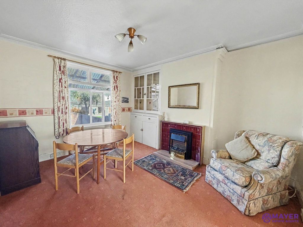 Property photo 3 of 15