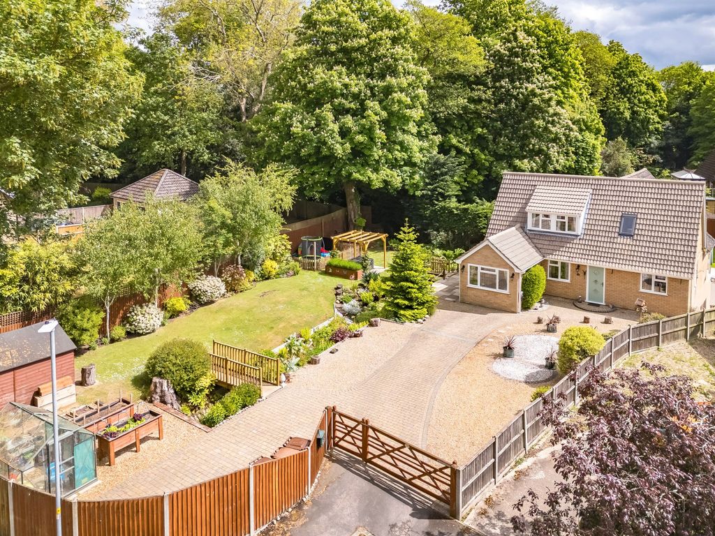 Property photo 1 of 24