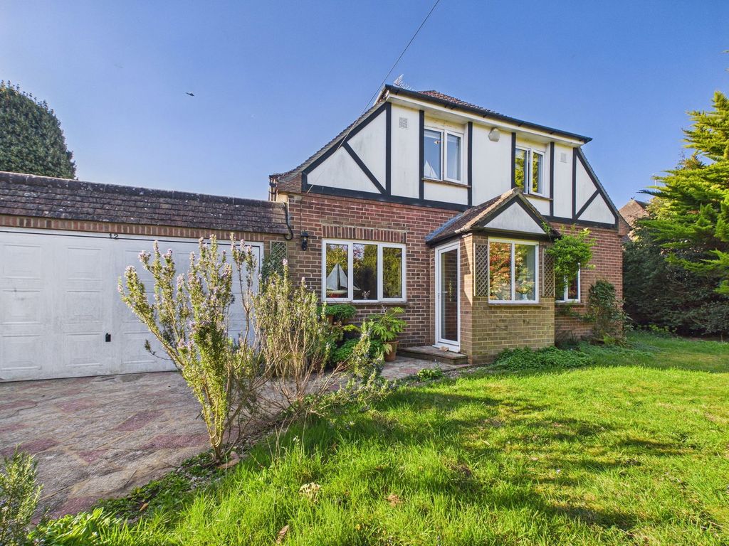 Property photo 1 of 31
