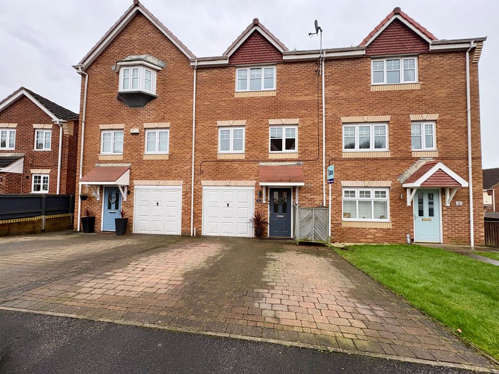 Property photo 1 of 22 Front View