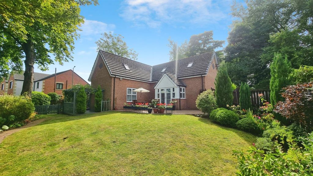 Property photo 1 of 19 F81A5Bce-Image00333.Jpg