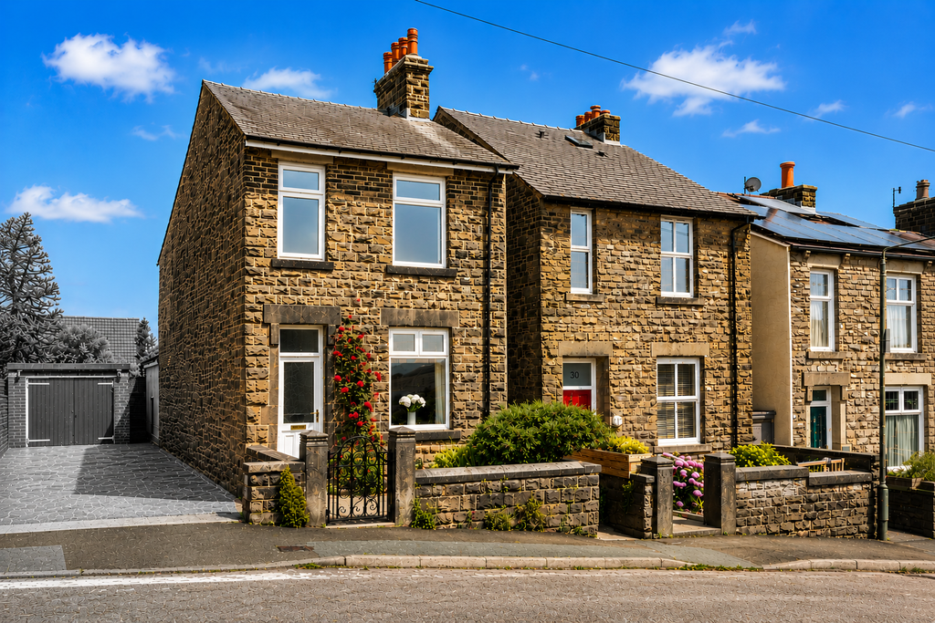 Property photo 1 of 40