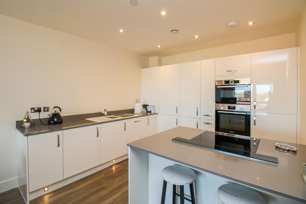 Property photo 3 of 11 Open Plan Lounge/Kitchen/Diner