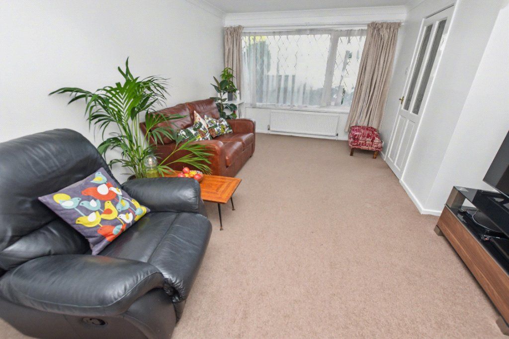 Property photo 2 of 17 Picture No. 01