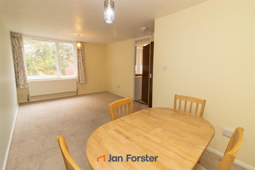 Property photo 2 of 13 Lounge Dining Room