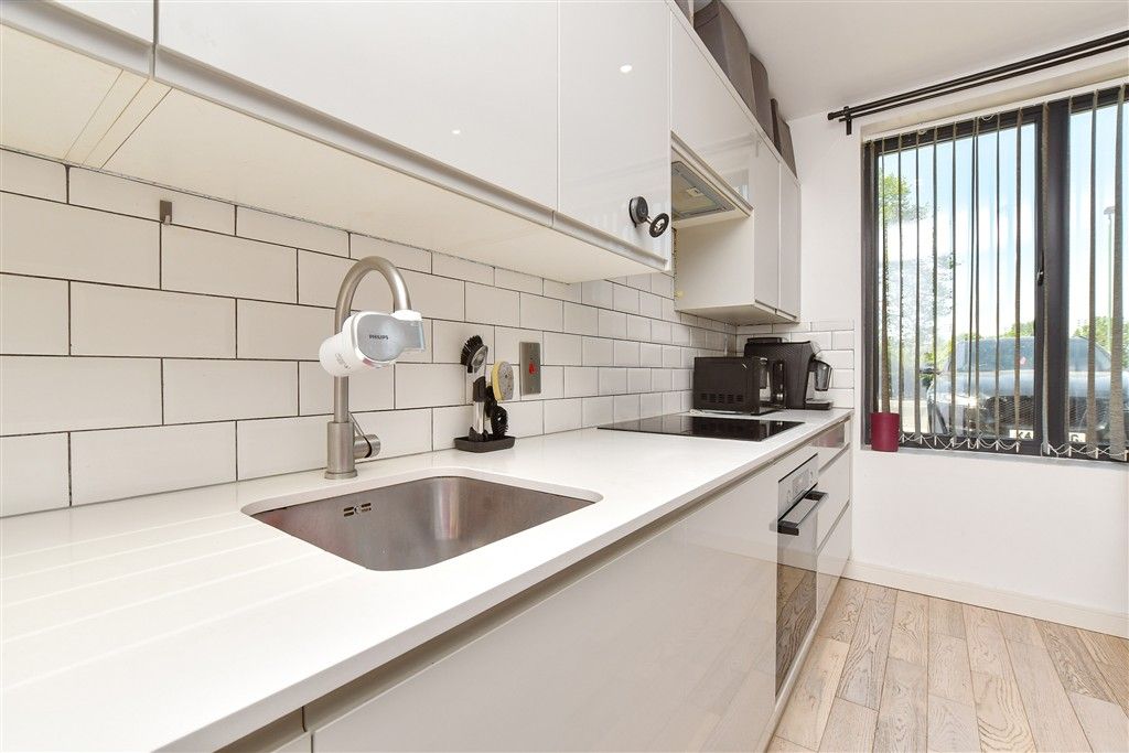 Property photo 3 of 9 Internal Lifestyle Photograph