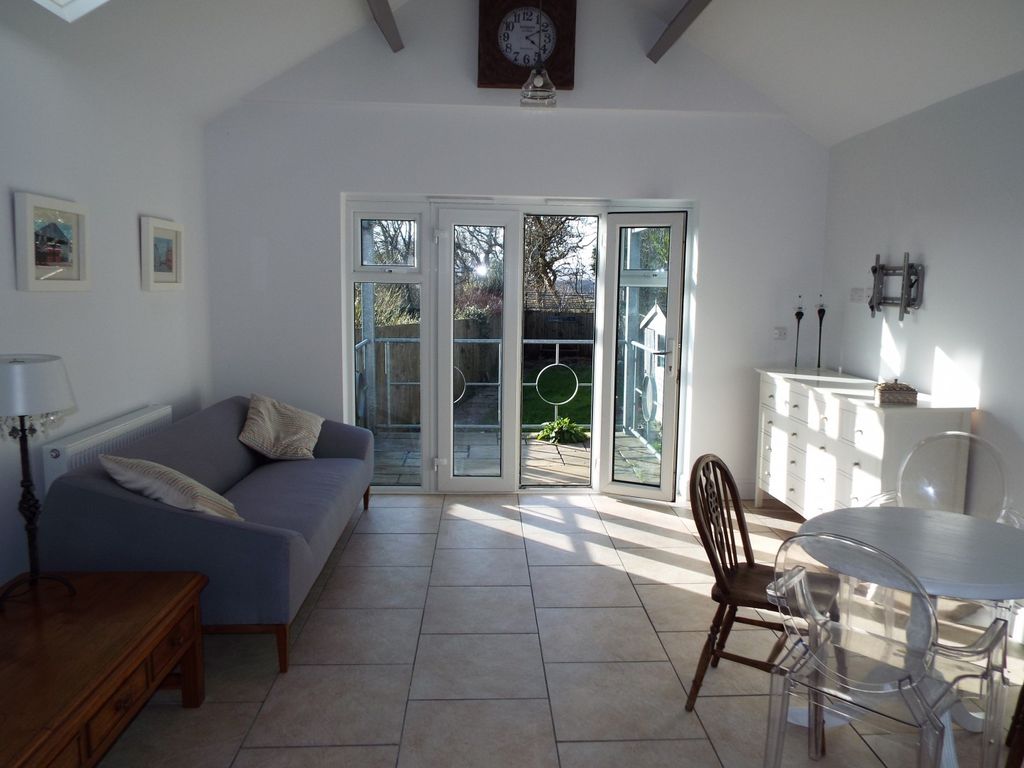 Property photo 2 of 8 Image 2