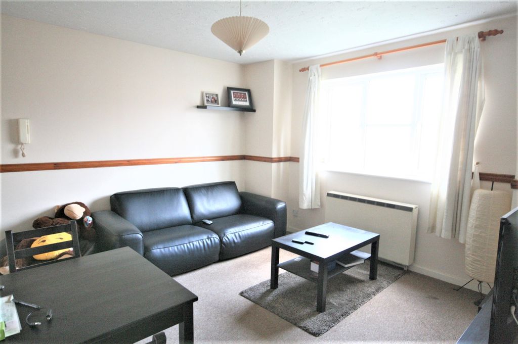 Property photo 3 of 7