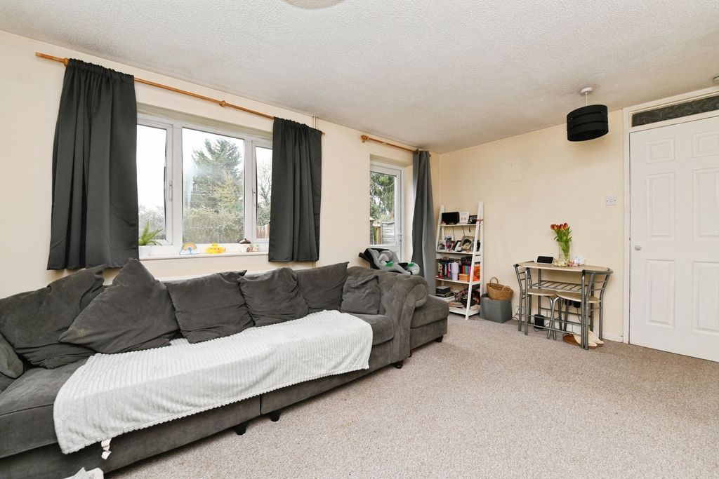 Property photo 2 of 14 Pbox-Img.Jpg