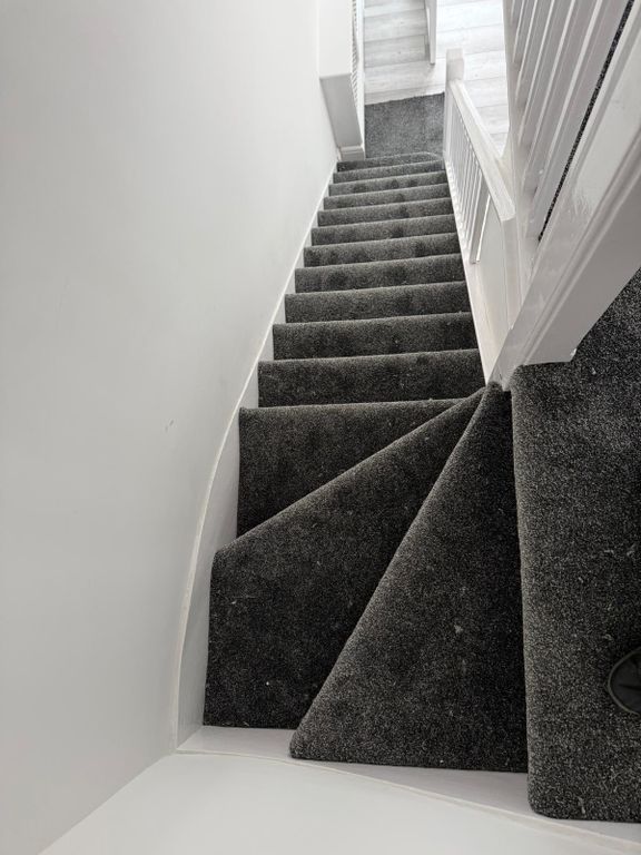 Property photo 2 of 12 Gallery