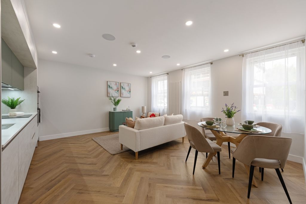 Property photo 3 of 11 094A1733