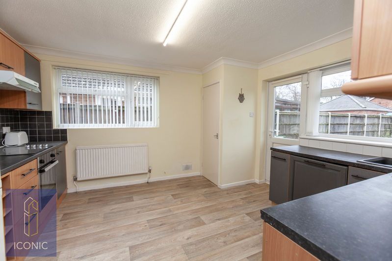 Property photo 2 of 9 Photo 4