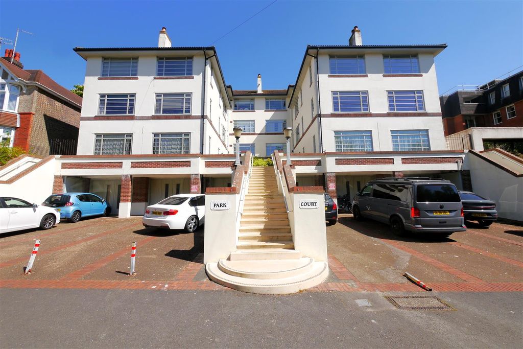 Property photo 1 of 12 P1330313.Jpg