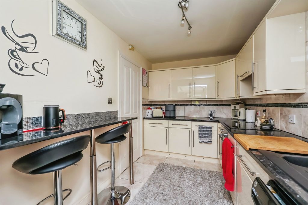 Property photo 3 of 22