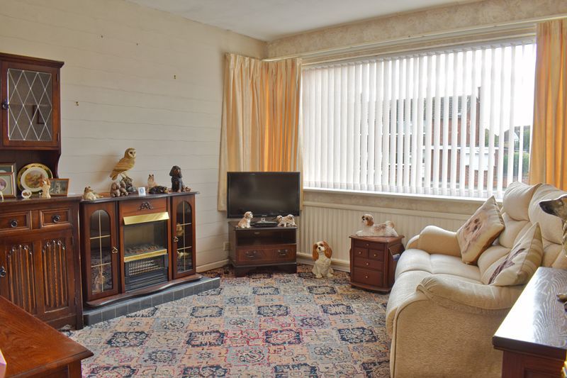 Property photo 2 of 9 Lounge