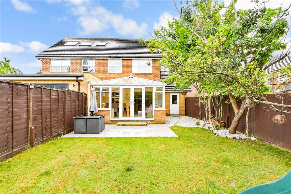 Property photo 2 of 17 Rear Garden