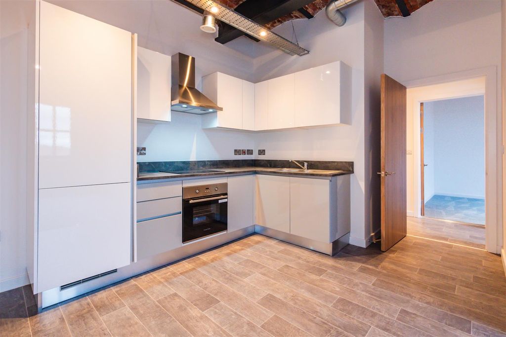 Property photo 2 of 13 P1566504.Jpg